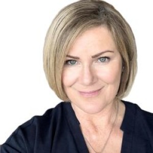 Jacqueline Ellis